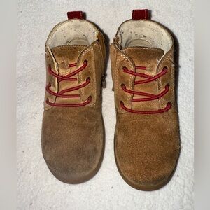 UGG Kids Kristjan Chukka Boot | Size 12 | Tan | Red |